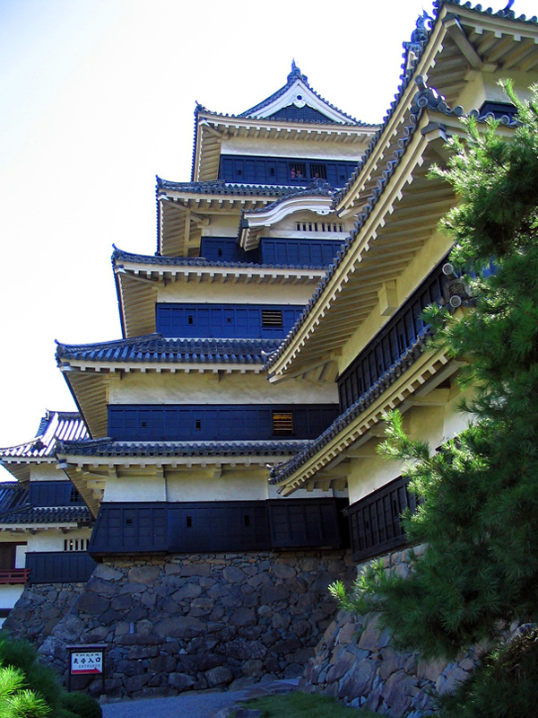 Замок Мацумото в Японии
