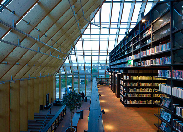 Библиотека Книжная гора в Голландии