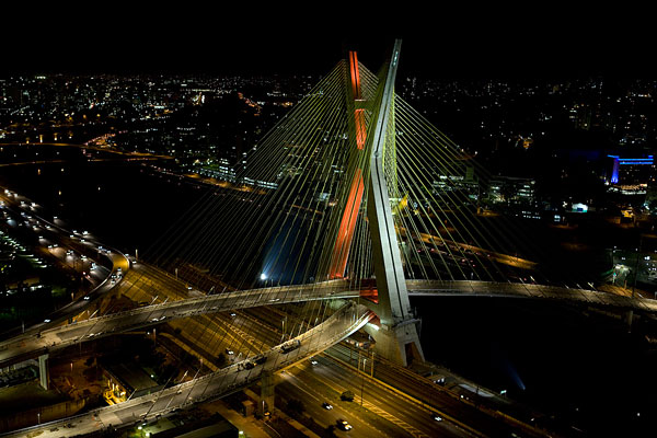Подвесной мост Оливейра в Сан-Паулу