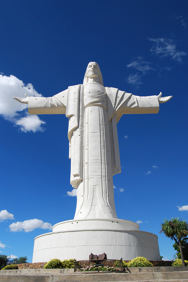 Статуя Кристо де ла Конкордия