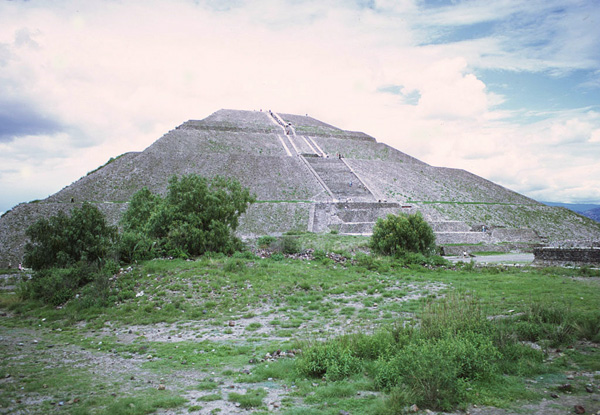Заброшенный город майя Теотиуакан
