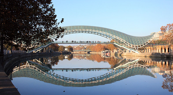 Мост Мира в Грузии
