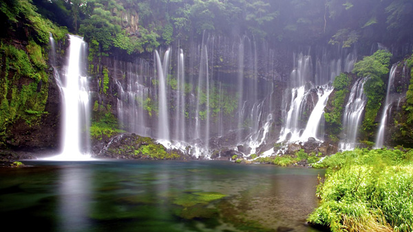 Водопад Шираито