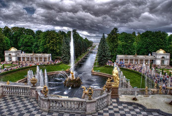 Петергоф и его дворцы парки и фонтаны